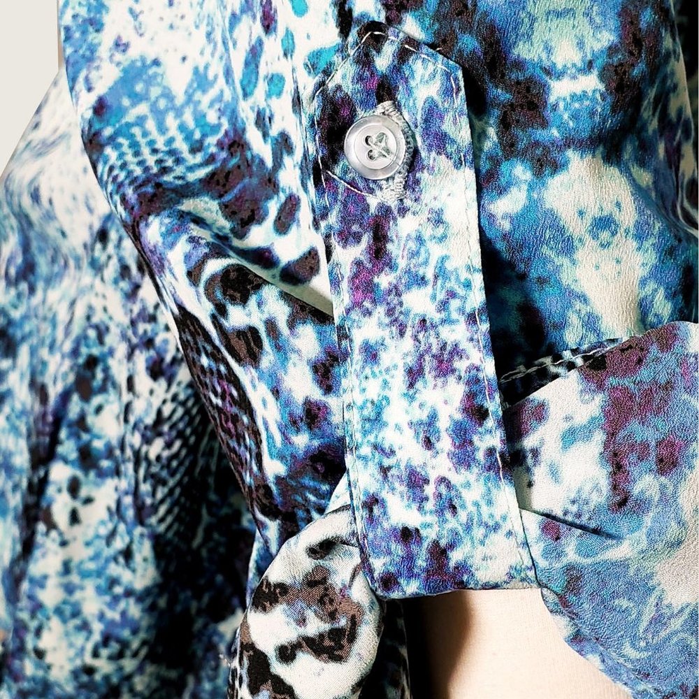Jaclyn Smith Collection Reptile Print Blouse - Picture 6 of 7